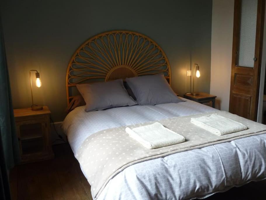 Le Presbytere - Touillon, Jacuzzi, 4 Chambres Pour 10 Zewnętrze zdjęcie