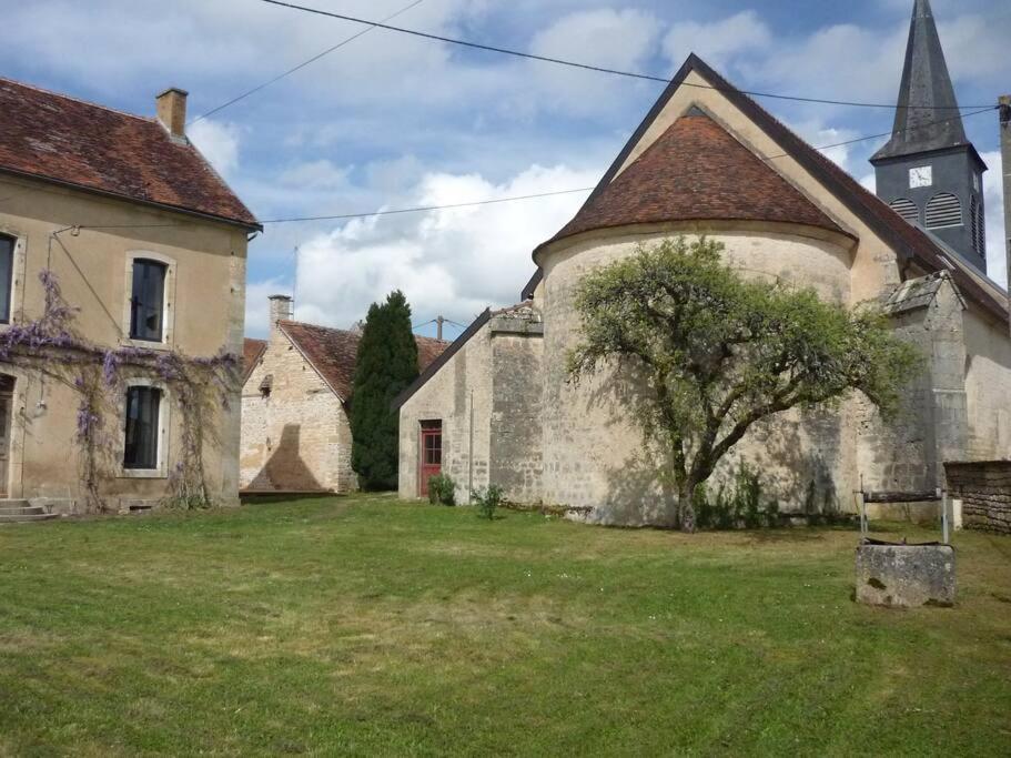 Le Presbytere - Touillon, Jacuzzi, 4 Chambres Pour 10 Zewnętrze zdjęcie